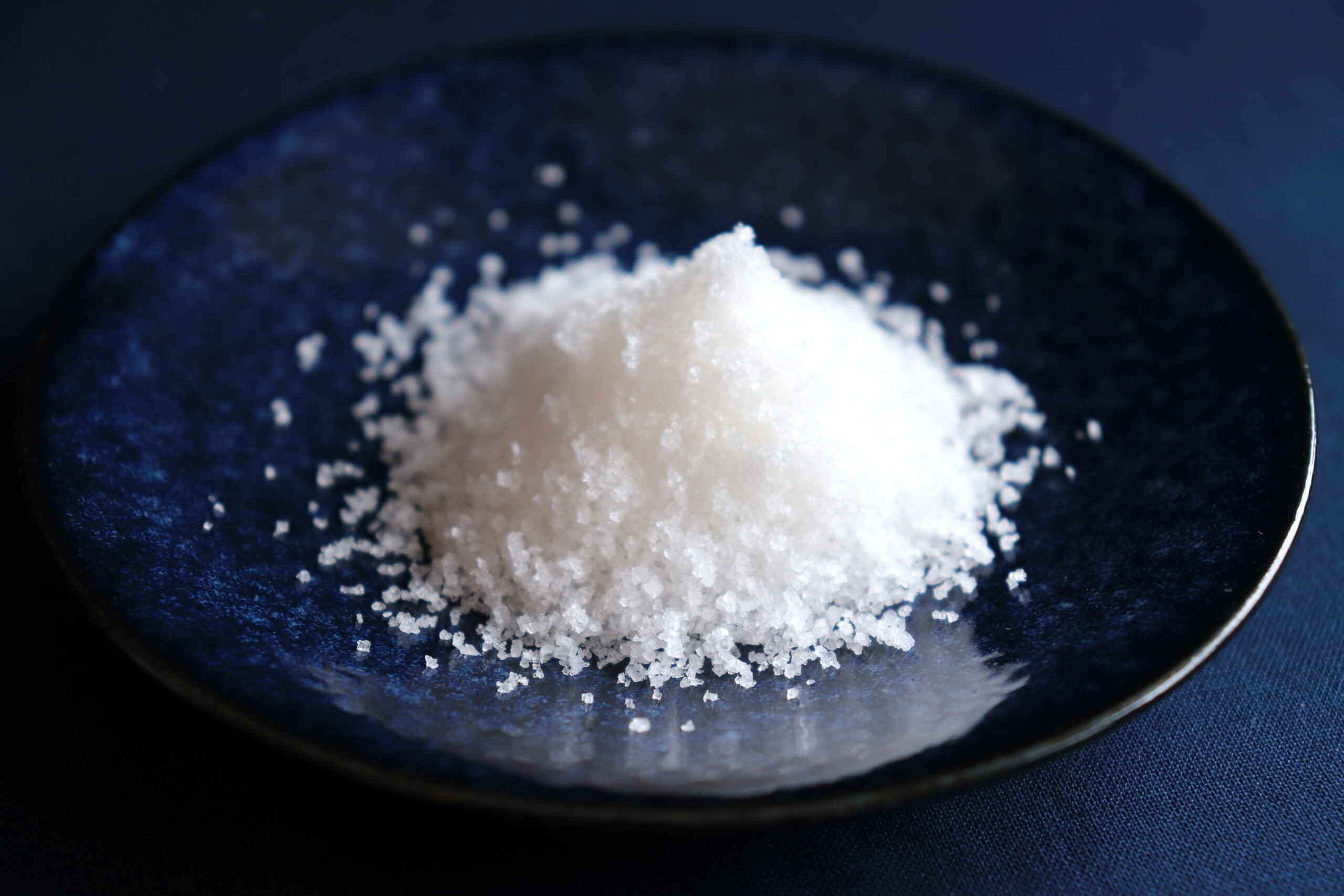 天草の天然塩  自然食品研究所 「はやさき 天日 極上塩 」